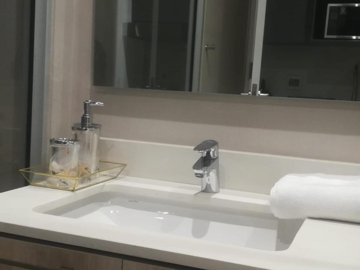 519 Menlyn Maine Trilogy Appartement Pretoria-Noord Buitenkant foto